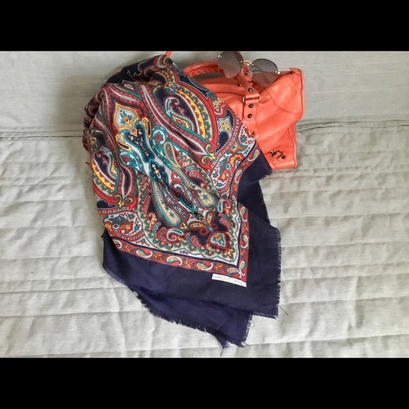 Accessories - Marco Corsari shawl / scarf